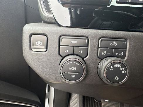 New 2026 Chevrolet Silverado 1500 LT image 18