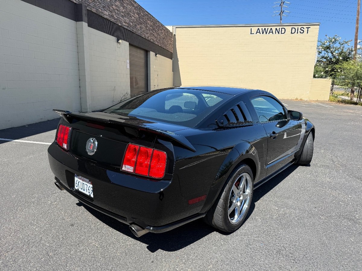 Used 2007 Ford Mustang GT RWD image 7