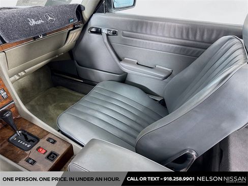 Used 1988 Mercedes-Benz 560 SL 560 SL image 20