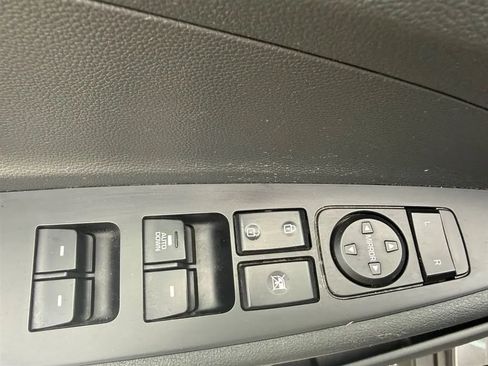 Used 2020 Hyundai Tucson SE w/ Winter Weather Package AWD/4WD image 28