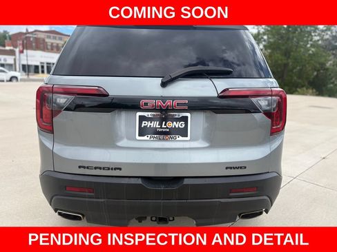 Used 2023 GMC Acadia SLE w/ Driver Convenience Package AWD/4WD image 5