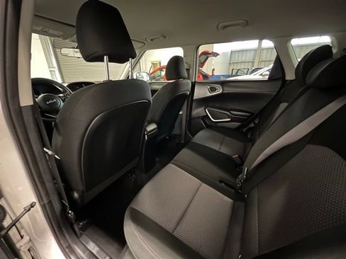 Used 2024 Kia Soul LX w/ Option Group 015 image 15