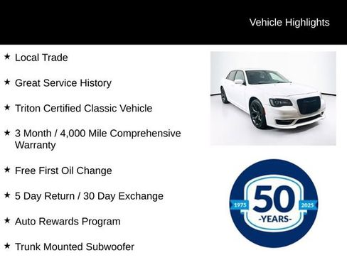 Used 2022 Chrysler 300 Touring L w/ Popular Equipment Group image 5