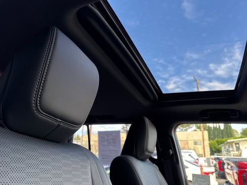 Certified 2025 Toyota Land Cruiser Base image 23