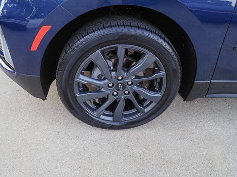 Certified 2022 Chevrolet Equinox RS FWD image 34