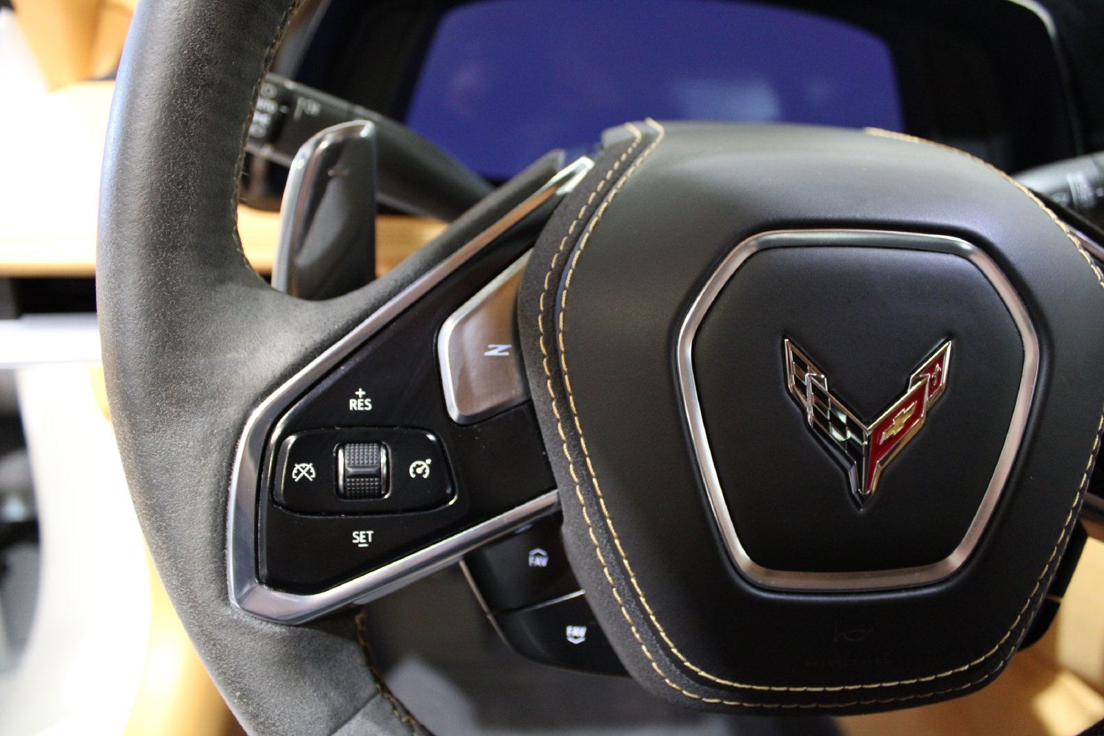 Used 2023 Chevrolet Corvette Stingray Premium Cpe w/ Z51 Performance Package RWD image 28