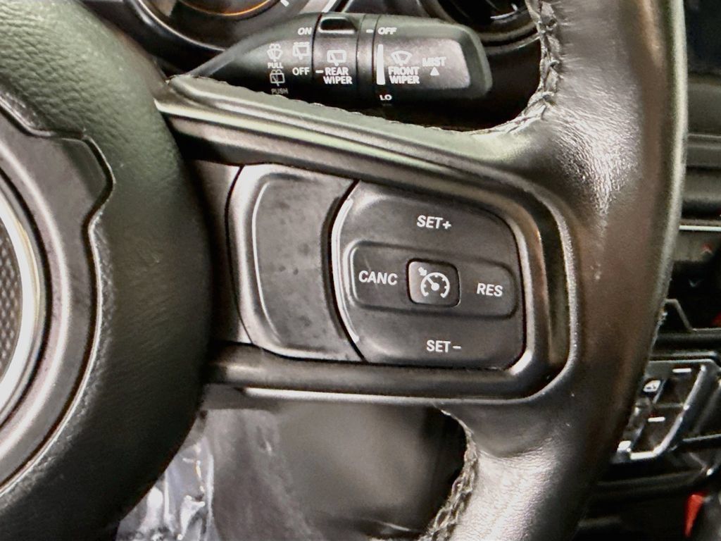 Used 2022 Jeep Wrangler Unlimited Sport AWD/4WD image 21
