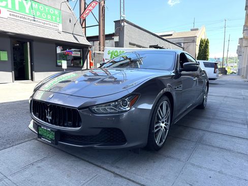 Used 2015 Maserati Ghibli S Q4 AWD/4WD image 1