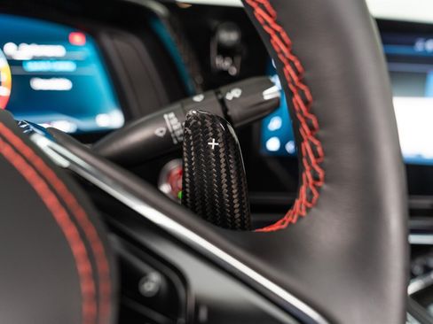 Used 2024 Chevrolet Corvette Z06 RWD image 90