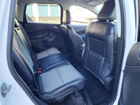 Used 2019 Ford Escape SE AWD/4WD image 16