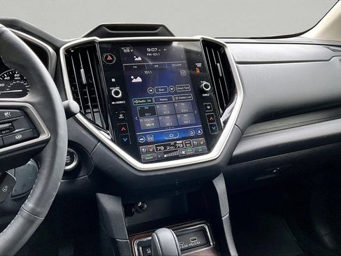 Used 2025 Subaru Ascent Touring w/ Popular Package #1 AWD/4WD image 9