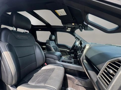 Used 2018 Ford F150 Raptor w/ Equipment Group 802A Luxury AWD/4WD image 19