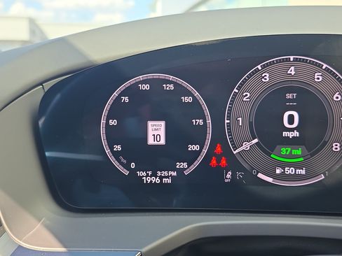 Certified 2025 Porsche Panamera Turbo AWD/4WD image 23