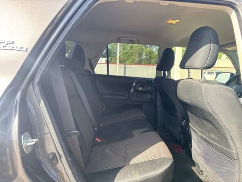 Used 2018 Toyota 4Runner TRD Off-Road AWD/4WD image 15