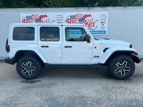 New 2025 Jeep Wrangler Sahara image 2