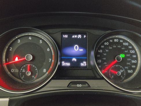 Used 2021 Volkswagen Atlas SE image 23