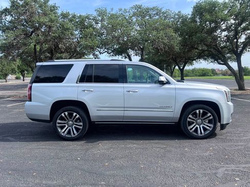 Used 2019 GMC Yukon Denali w/ Denali Ultimate Package RWD image 7