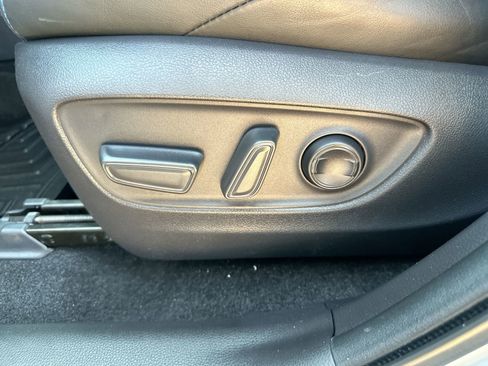 Used 2022 Toyota RAV4 XSE image 12