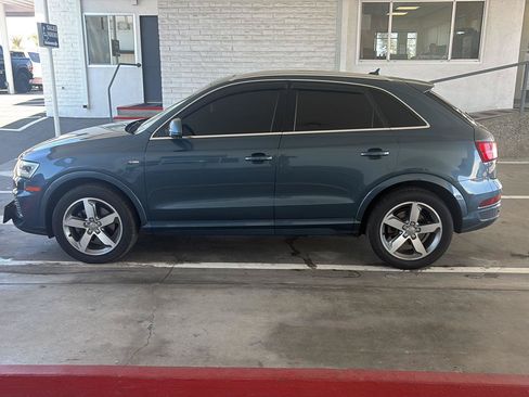 Used 2018 Audi Q3 2.0T Premium Plus w/ Premium Plus Package AWD/4WD image 4