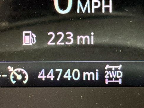 Certified 2021 Buick Encore GX Select w/ Sport Touring Package image 23