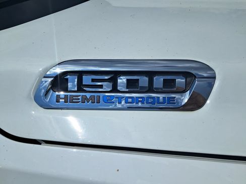Used 2024 RAM 1500 Big Horn AWD/4WD image 10