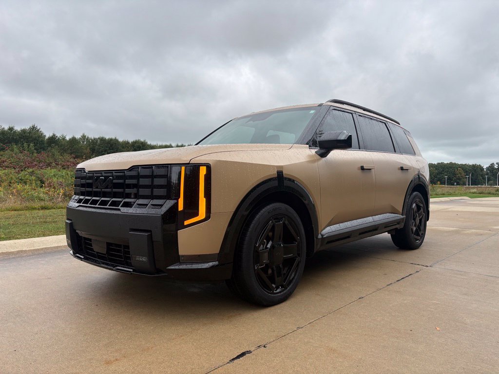Used 2027 Kia Telluride EX X-Line AWD/4WD image 1