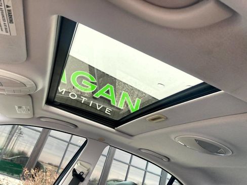 Used 2008 Mercedes-Benz E 350 4MATIC Sedan image 20