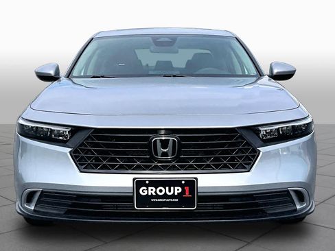 Used 2023 Honda Accord EX image 4