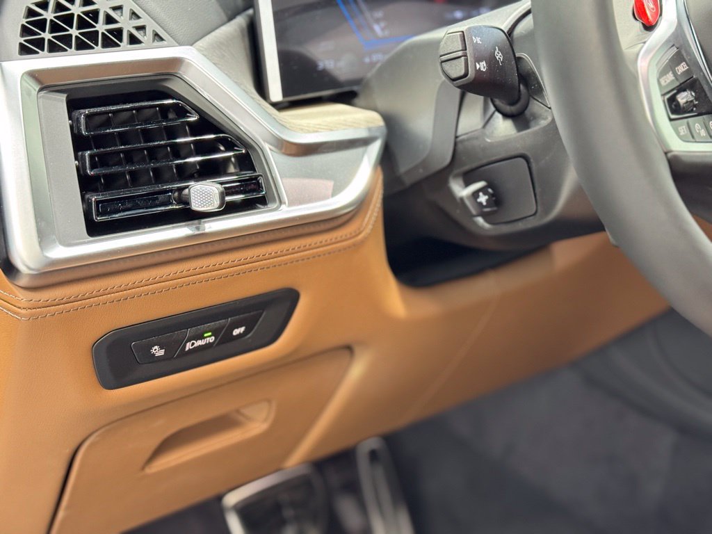 New 2026 BMW X5 M Competition w/ Executive Package AWD/4WD image 16