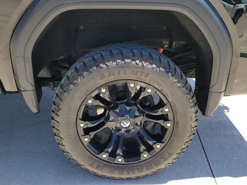 Used 2021 GMC Sierra 3500 Denali w/ Denali Black Diamond Edition AWD/4WD image 14