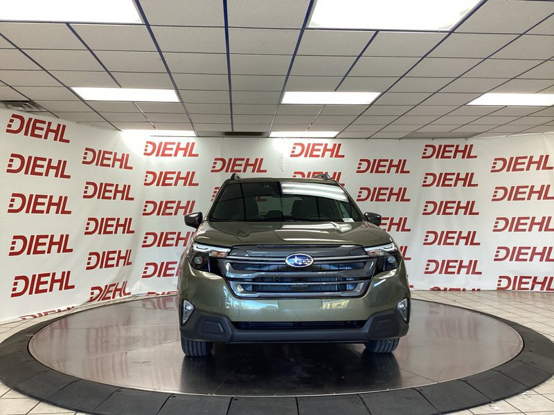 New 2026 Subaru Forester Premium AWD/4WD image 2