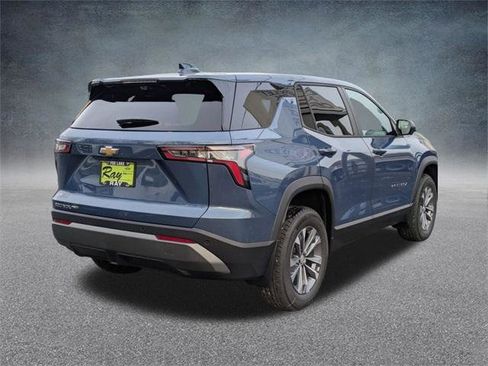 New 2026 Chevrolet Equinox LT w/ Convenience Package II image 4