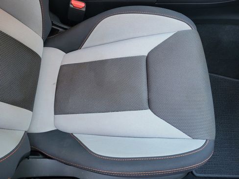 Used 2020 Subaru Crosstrek 2.0i Premium w/ Popular Package #2 image 31