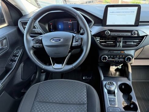 Certified 2024 Ford Escape Active AWD/4WD image 8