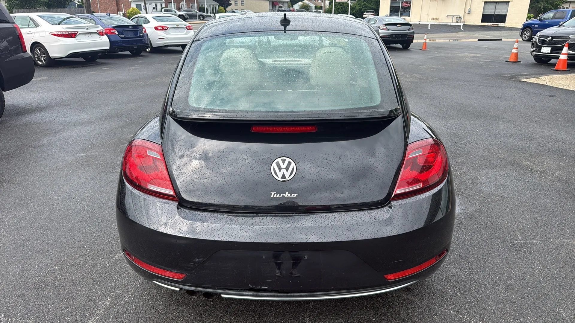 Used 2017 Volkswagen Beetle 1.8T SE FWD image 8