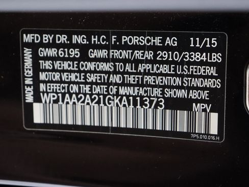 Used 2016 Porsche Cayenne image 44