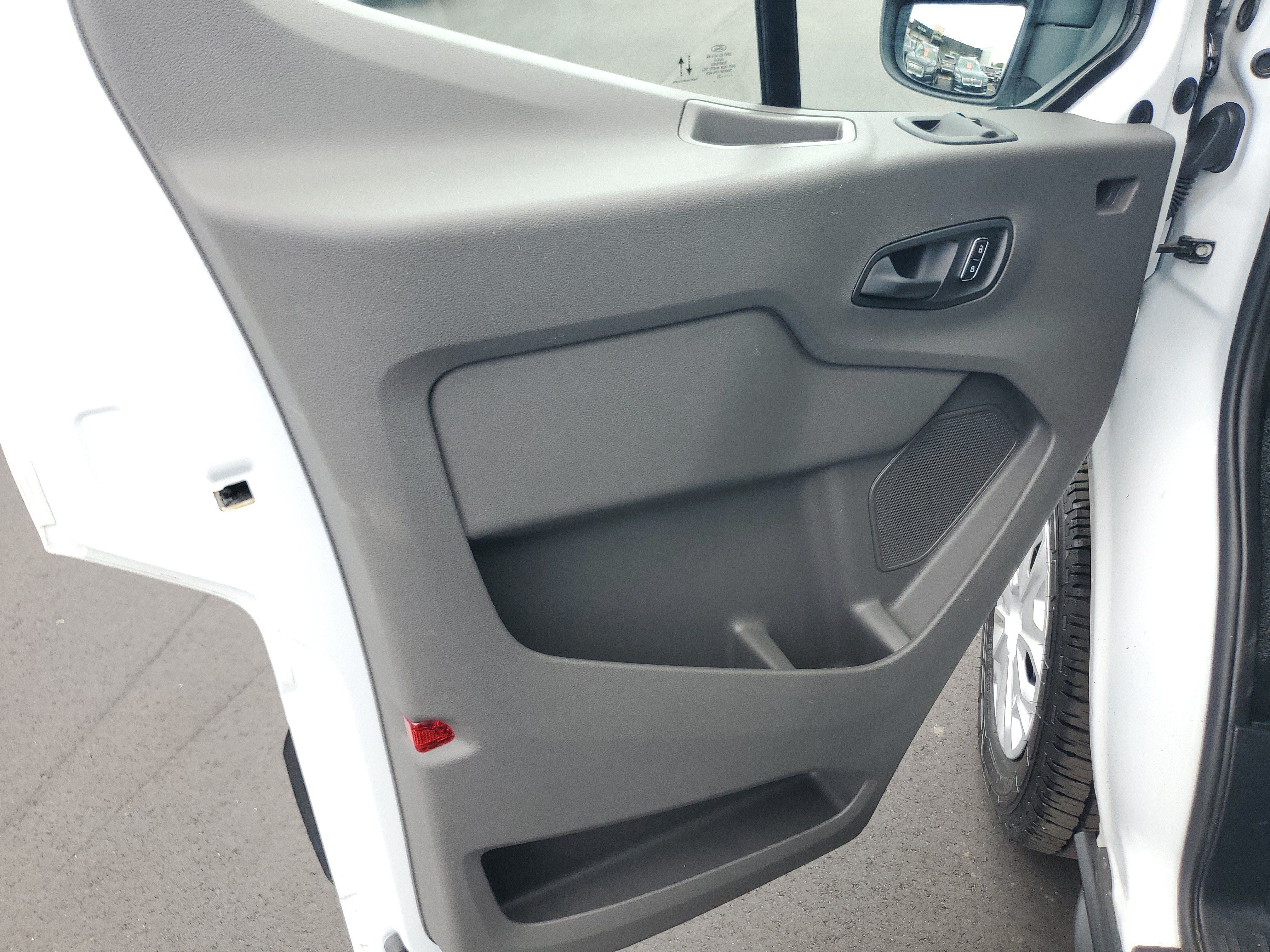 Used 2025 Ford Transit 350 XLT RWD image 10