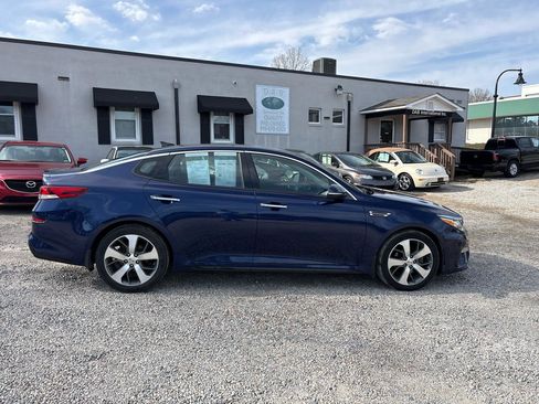 Used 2019 Kia Optima S w/ S Panoramic Sunroof Package image 9