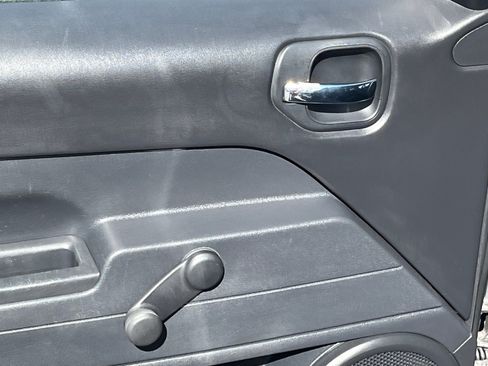 Used 2016 Jeep Patriot Sport image 14