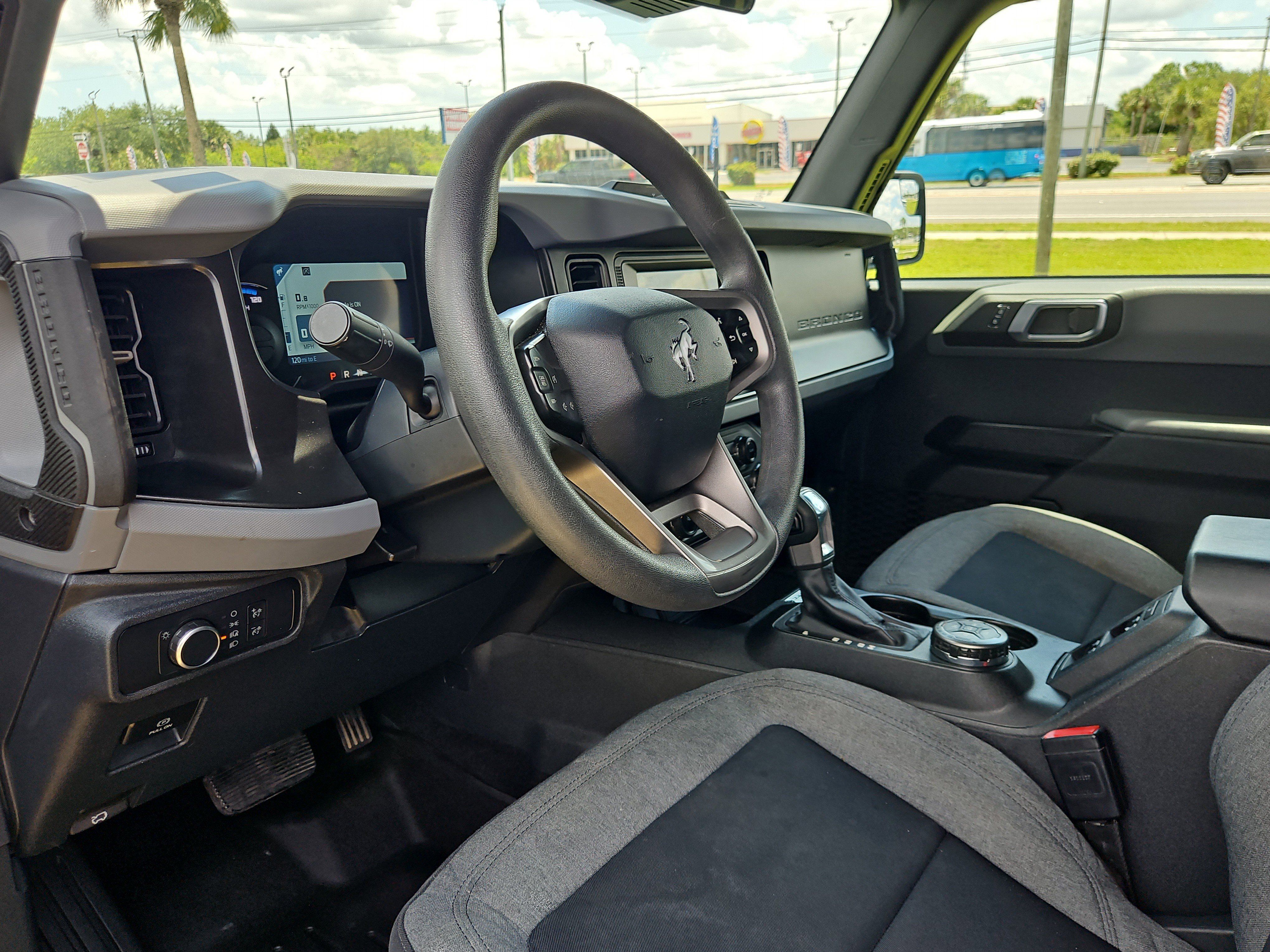 Used 2021 Ford Bronco 4-Door w/ Sasquatch Package AWD/4WD image 13