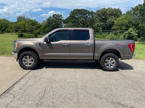 Used 2021 Ford F150 XLT w/ Equipment Group 302A High AWD/4WD image 2
