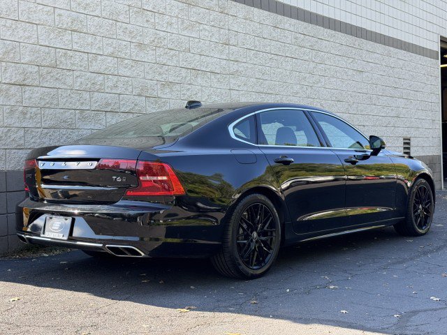 Used 2020 Volvo S90 T6 Momentum AWD/4WD image 3