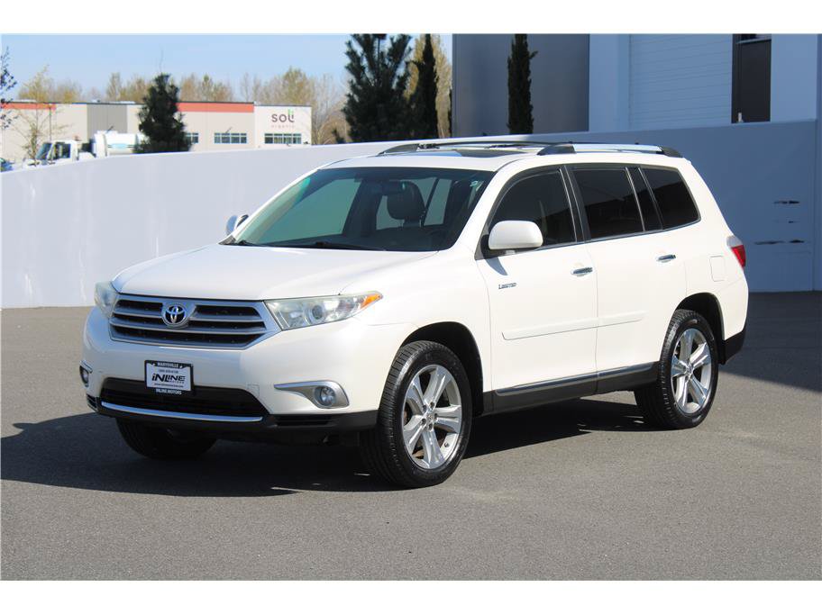 Used 2013 Toyota Highlander Limited AWD/4WD image 1