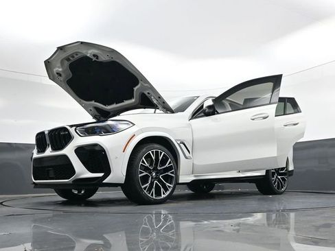 Used 2021 BMW X6 M w/ Executive Package image 44