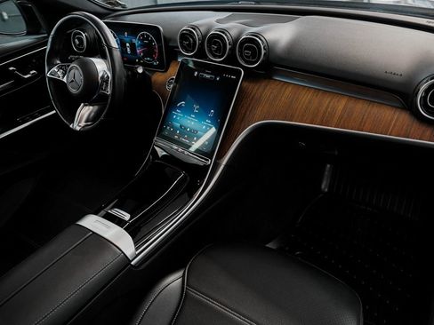 Used 2022 Mercedes-Benz C 300 4MATIC Sedan image 35