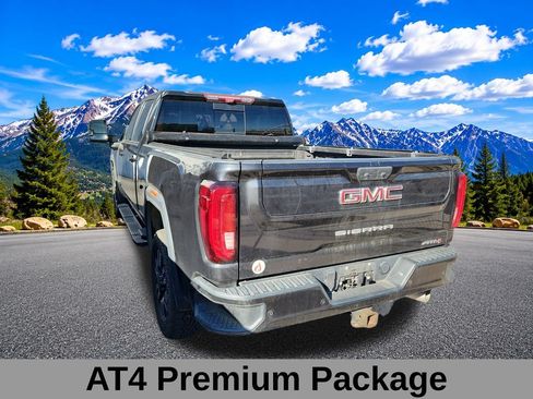 Used 2020 GMC Sierra 2500 AT4 w/ AT4 Premium Package AWD/4WD image 4