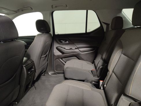 Used 2019 Chevrolet Traverse LT w/ LPO, Floor Liner Package AWD/4WD image 18