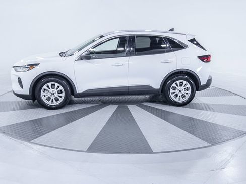Used 2024 Ford Escape Active image 4