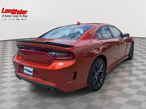 Used 2022 Dodge Charger R/T w/ Plus Group RWD image 5