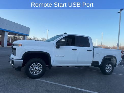 Used 2024 Chevrolet Silverado 2500 W/T w/ WT Convenience Package image 4